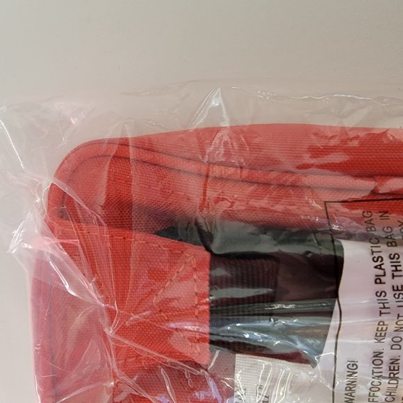 LEGO Hip Pack, Shaped like a 1x2 LEGO brick, durable brand new fanny pack - Picture 5 of 5